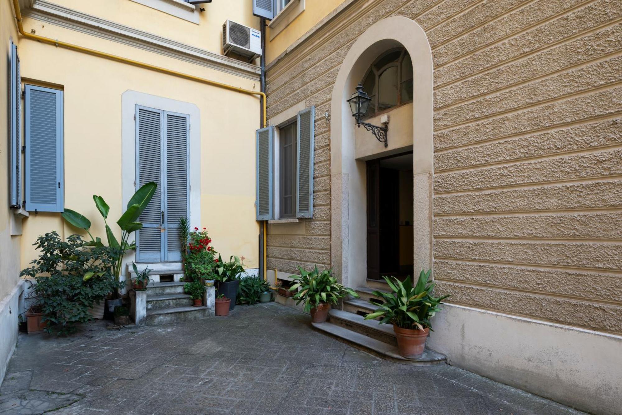 Cathedral - Beautiful Penthouse With Terrace Apartment